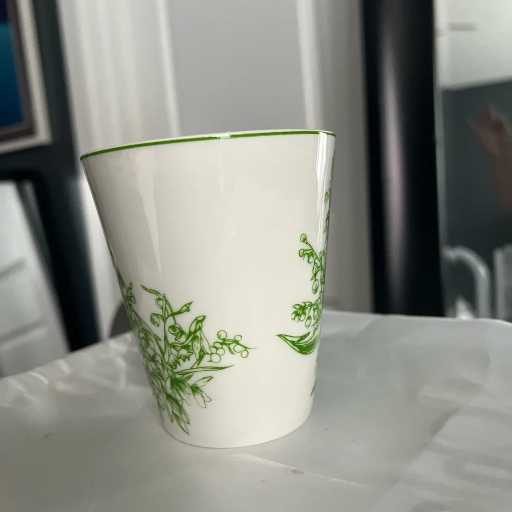 Dior Lily of the Valley Green Mug - Picture 4 of 10